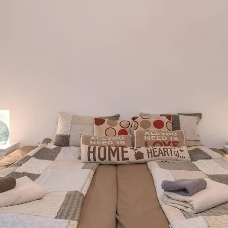 Lejlighed Spacious And Cozy 3 Bedroom Apartment In Downtown Sofia Sofia